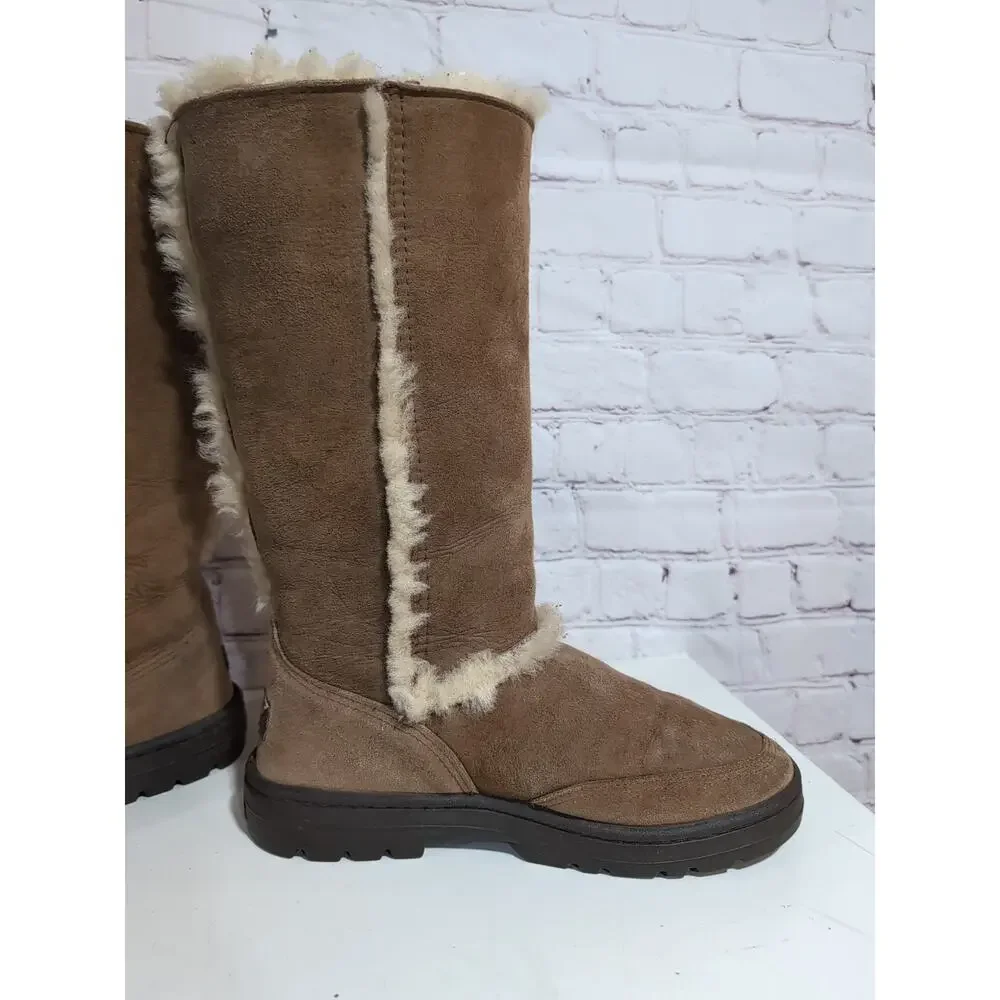 UGG SUNDANCE II REVIVAL US 7 TALL CHESTNUT Vintage New Zealand Boots Shearling